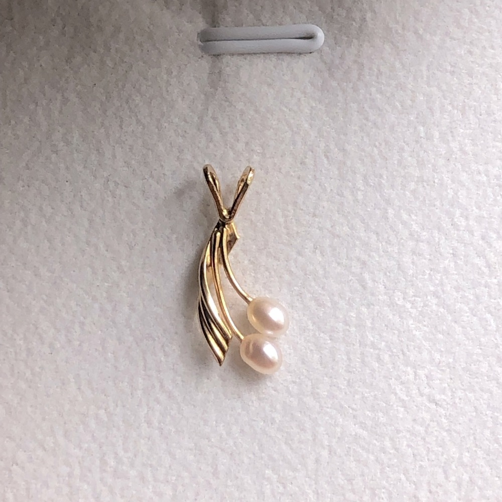 14K Vintage Gold Filled Pearl Pendant